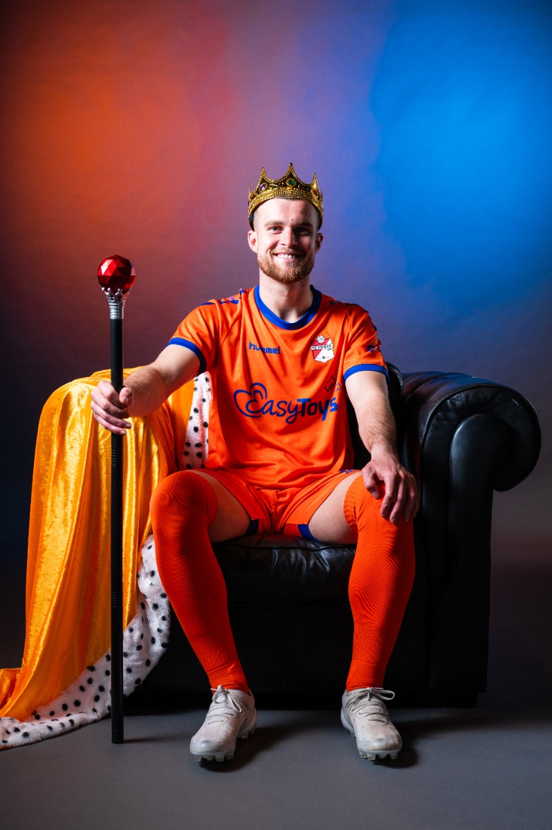 FC Emmen kleurt Oranje!